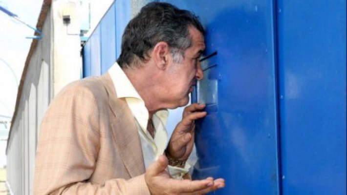 Veşti proaste pentru Gigi Becali: Cererile de graţiere, respinse!